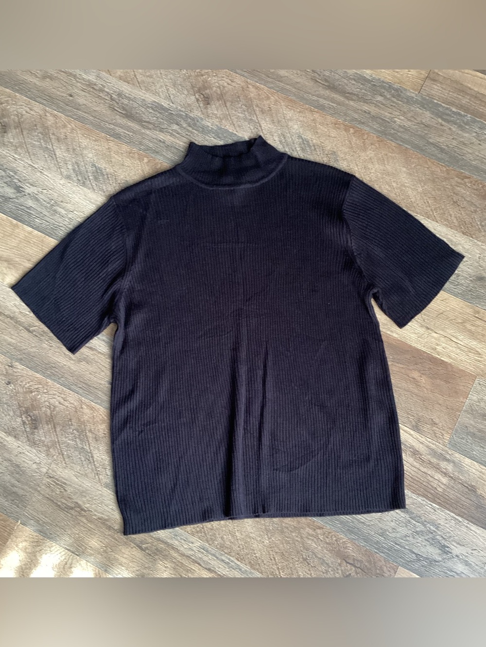 SAG HARBOR Black Short-Sleeve knit Mock Neck Sweater